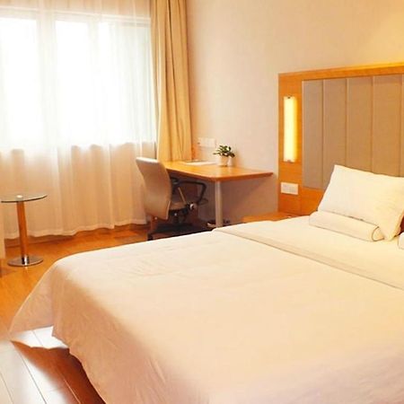 Ji Hotel Changsha Helong Stadium Esterno foto